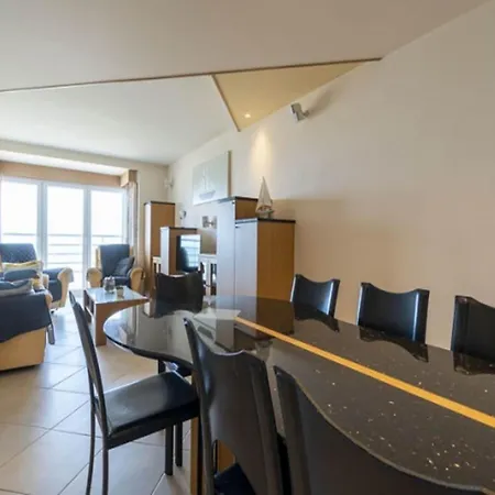 Apartment In Oostende With Sea Views